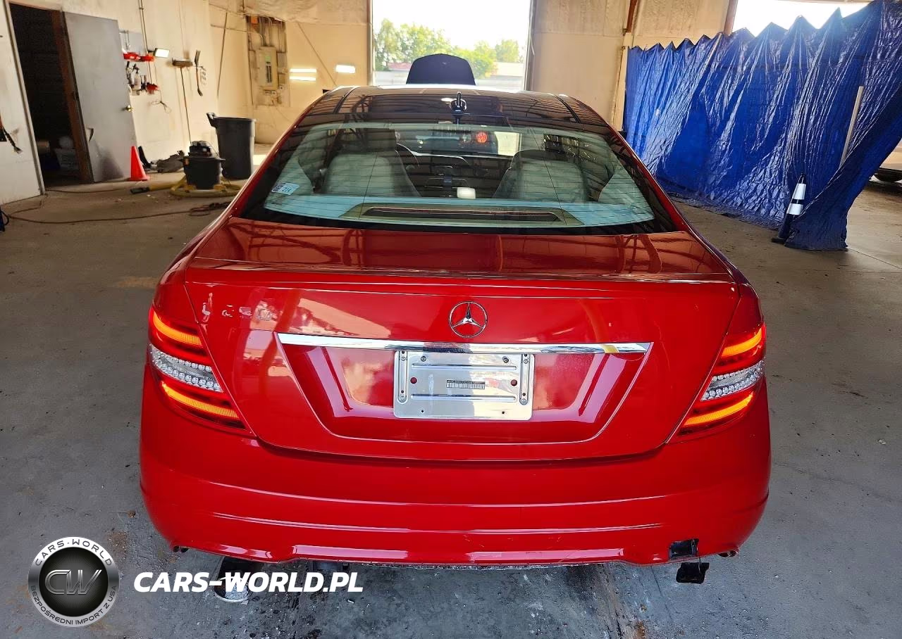 2012 Mercedes-Benz C 250 VIN:WDDGJ4HB5CF925504 - 6