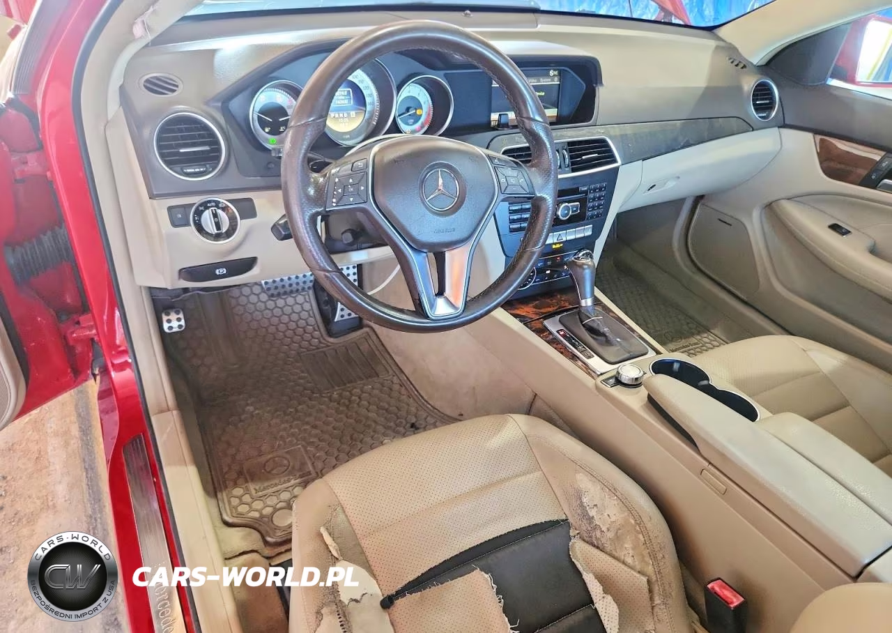 2012 Mercedes-Benz C 250 VIN:WDDGJ4HB5CF925504 - 8