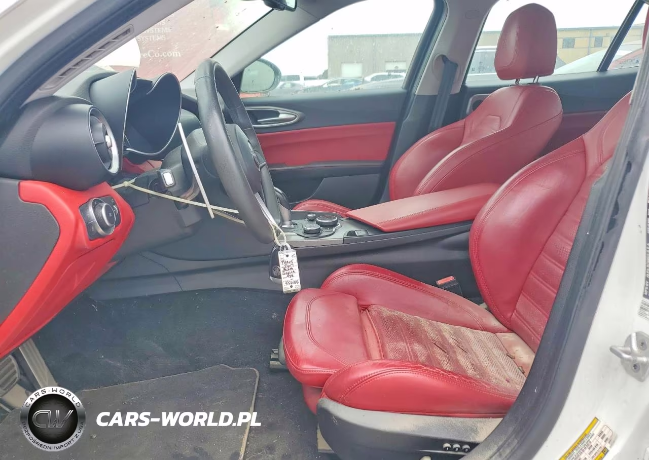 2017 Alfa Romeo Giulia Ti VIN:ZARFAECN2H7552183 - 7