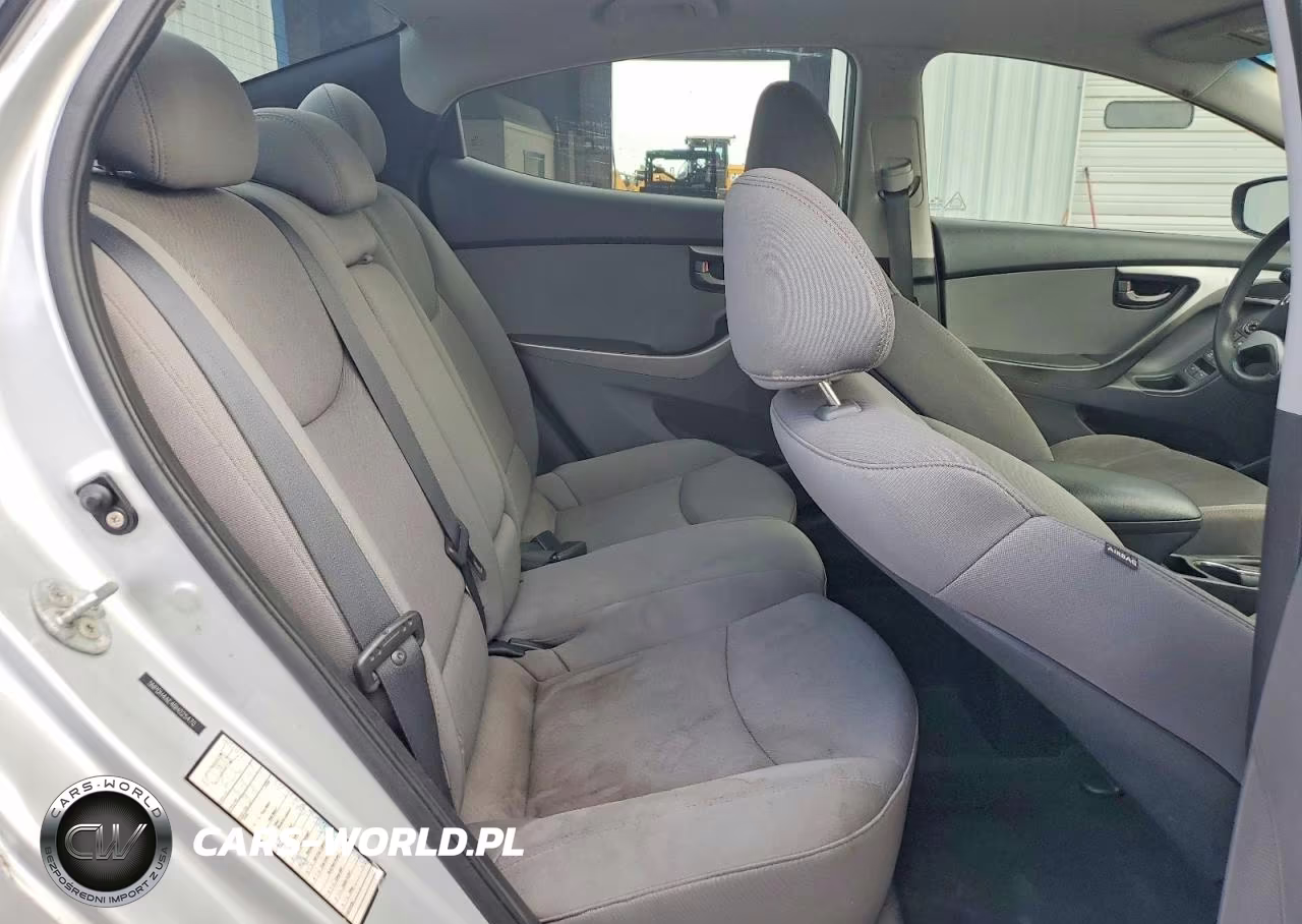 2011 Hyundai Elantra Gls VIN:5NPDH4AE4BH025470 - 10
