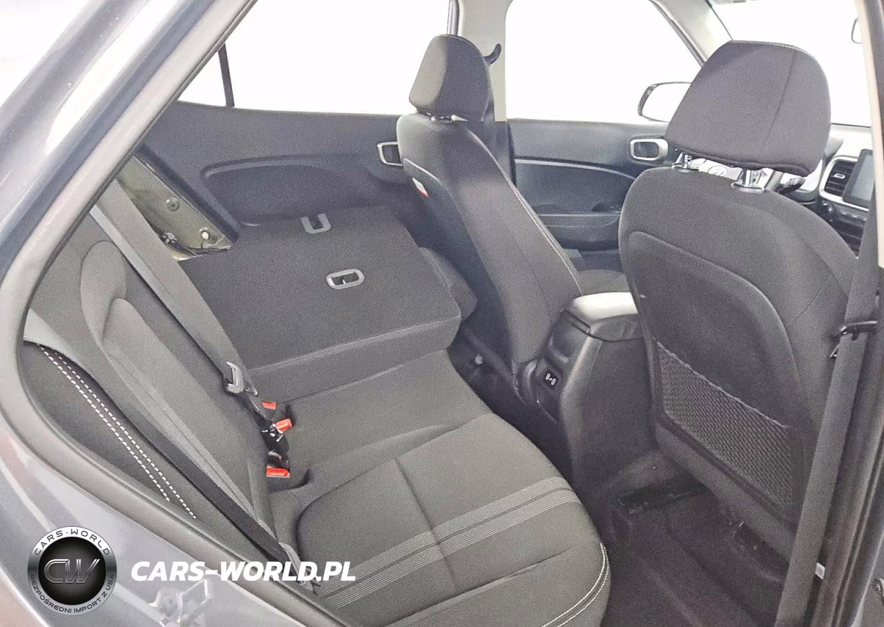 2026 Hyundai Venue Sel VIN:KMHRC8A34TU458431 - 11