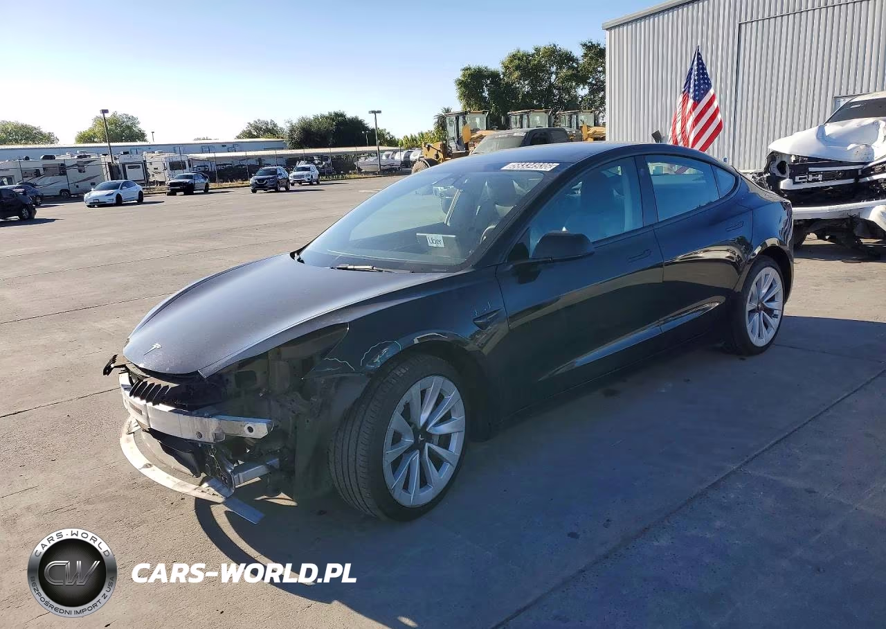 2022 Tesla Model 3 – zdjęcie 1 z 13