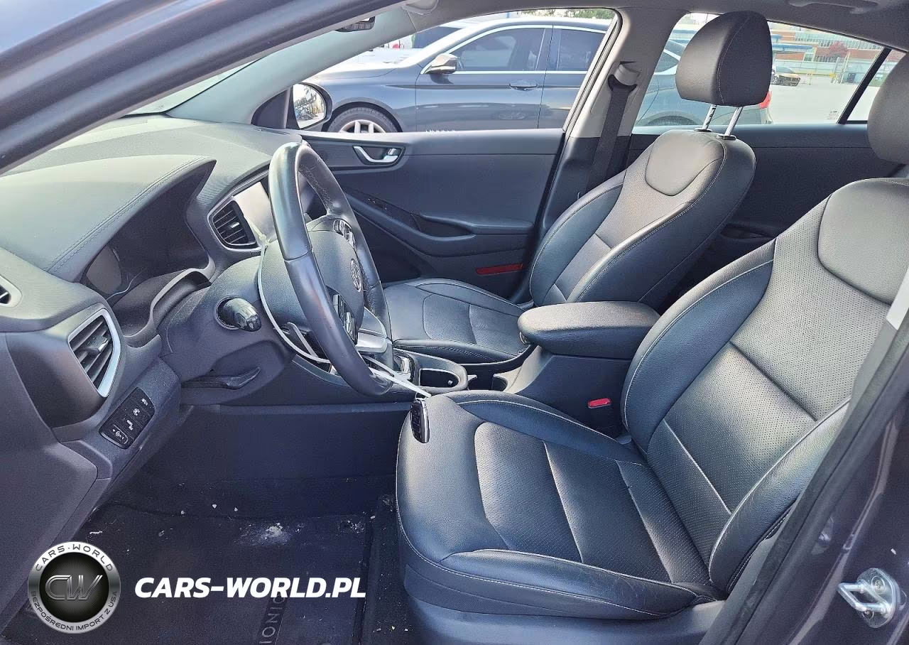 2019 Hyundai Ioniq Limited VIN:KMHC85LC6KU110924 - 7