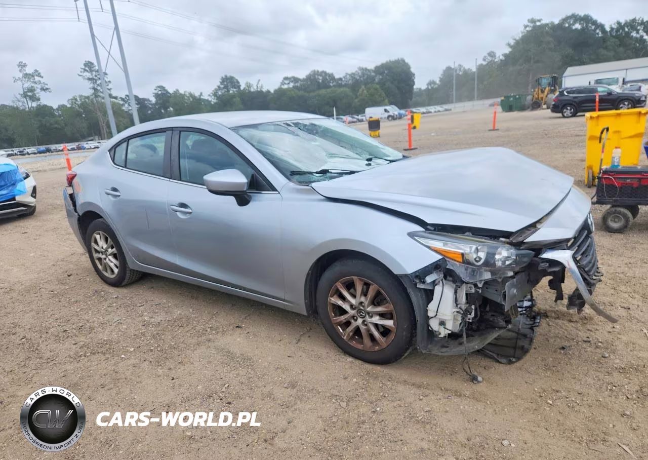 2018 Mazda 3 Sport VIN:3MZBN1U77JM186672 - 4