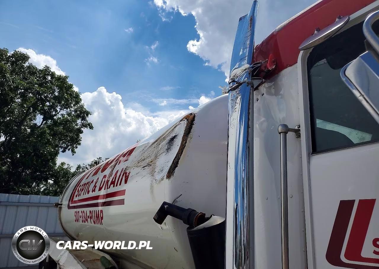 1996 Kenworth Construction T800 VIN:1NKDLE0X6TS724415 - 9