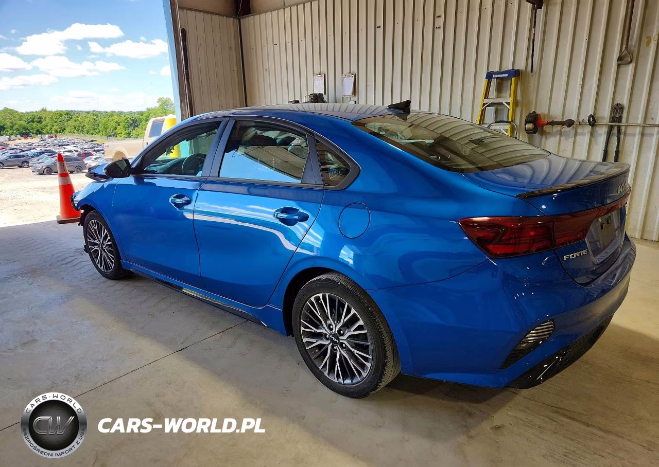 2023 Kia Forte Gt Line VIN:3KPF54AD3PE660913 - 2