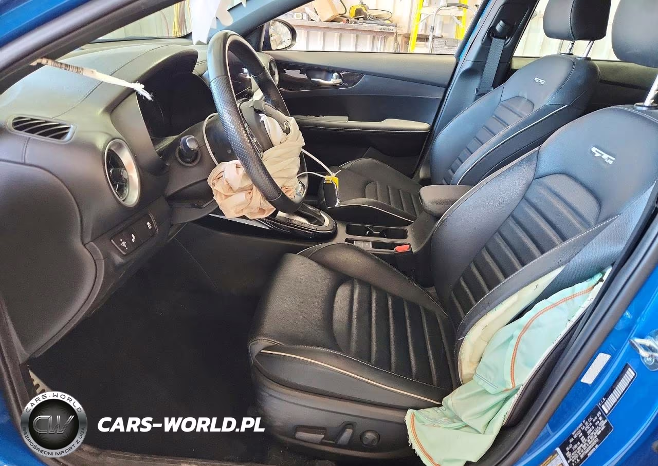 2023 Kia Forte Gt Line VIN:3KPF54AD3PE660913 - 7