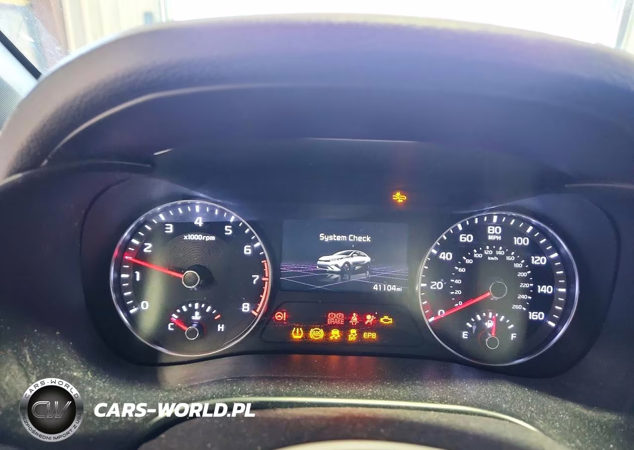 2023 Kia Forte Gt Line VIN:3KPF54AD3PE660913 - 9