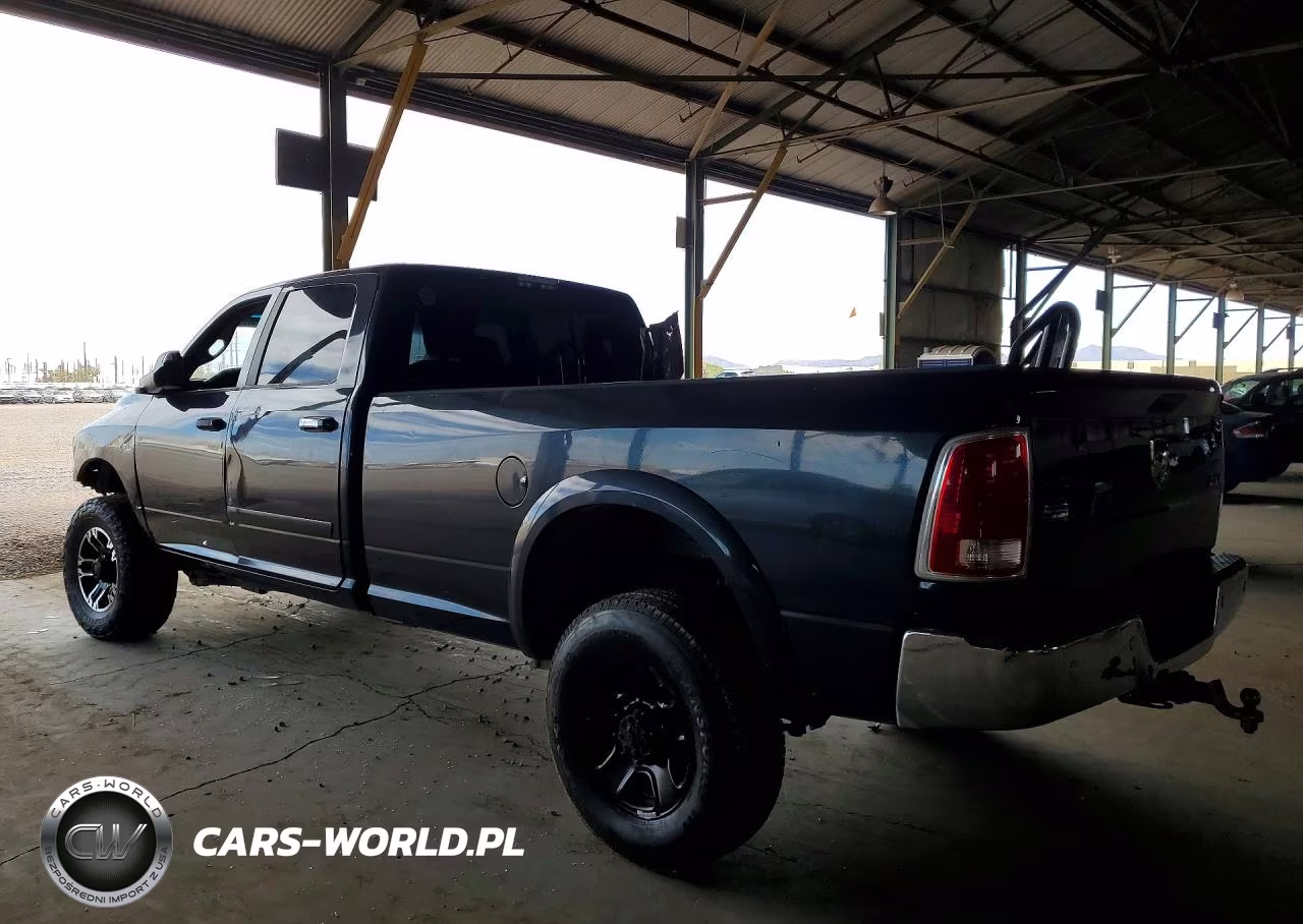 2017 Ram 2500 Laramie VIN:3C6UR5KL4HG591122 - 2