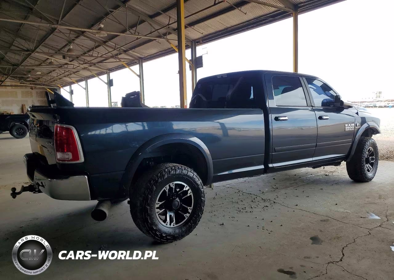 2017 Ram 2500 Laramie VIN:3C6UR5KL4HG591122 - 3