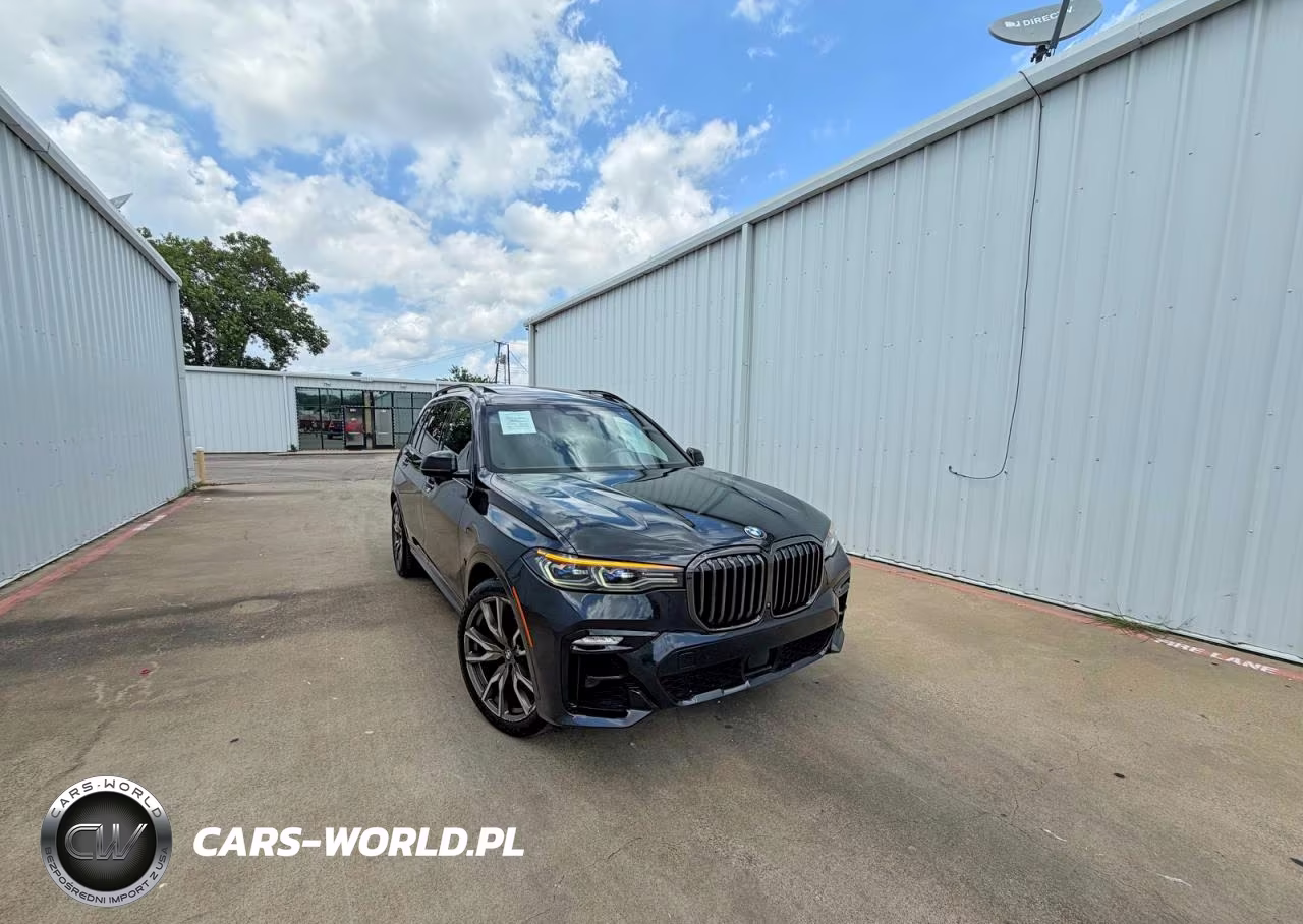 2022 BMW X7 M50I – zdjęcie 1 z 15