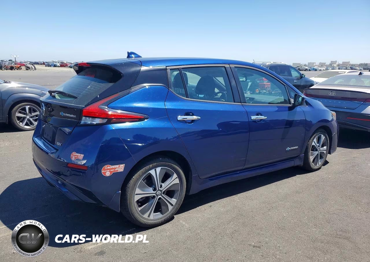 2018 Nissan Leaf Sv VIN:1N4AZ1CP9JC308749 - 3