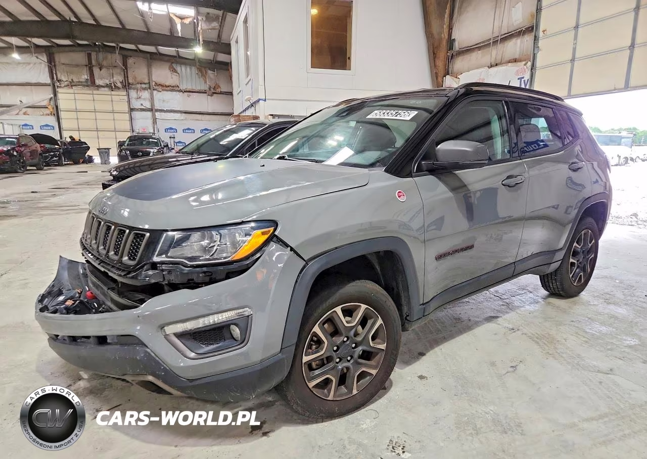 2021 Jeep Compass Trailhawk – zdjęcie 1 z 13