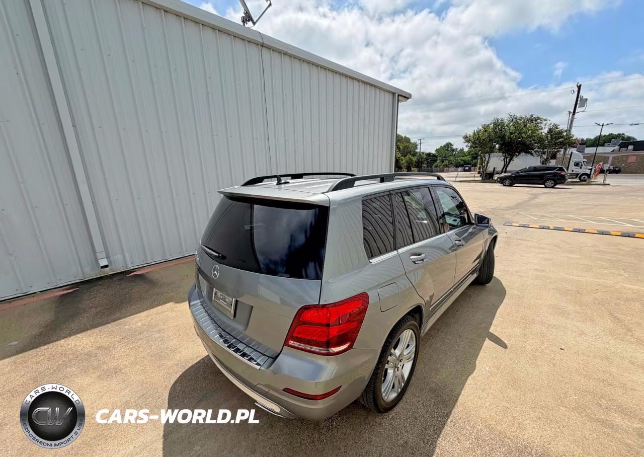 2015 Mercedes-Benz Glk 350 VIN:WDCGG5HB6FG418179 - 4