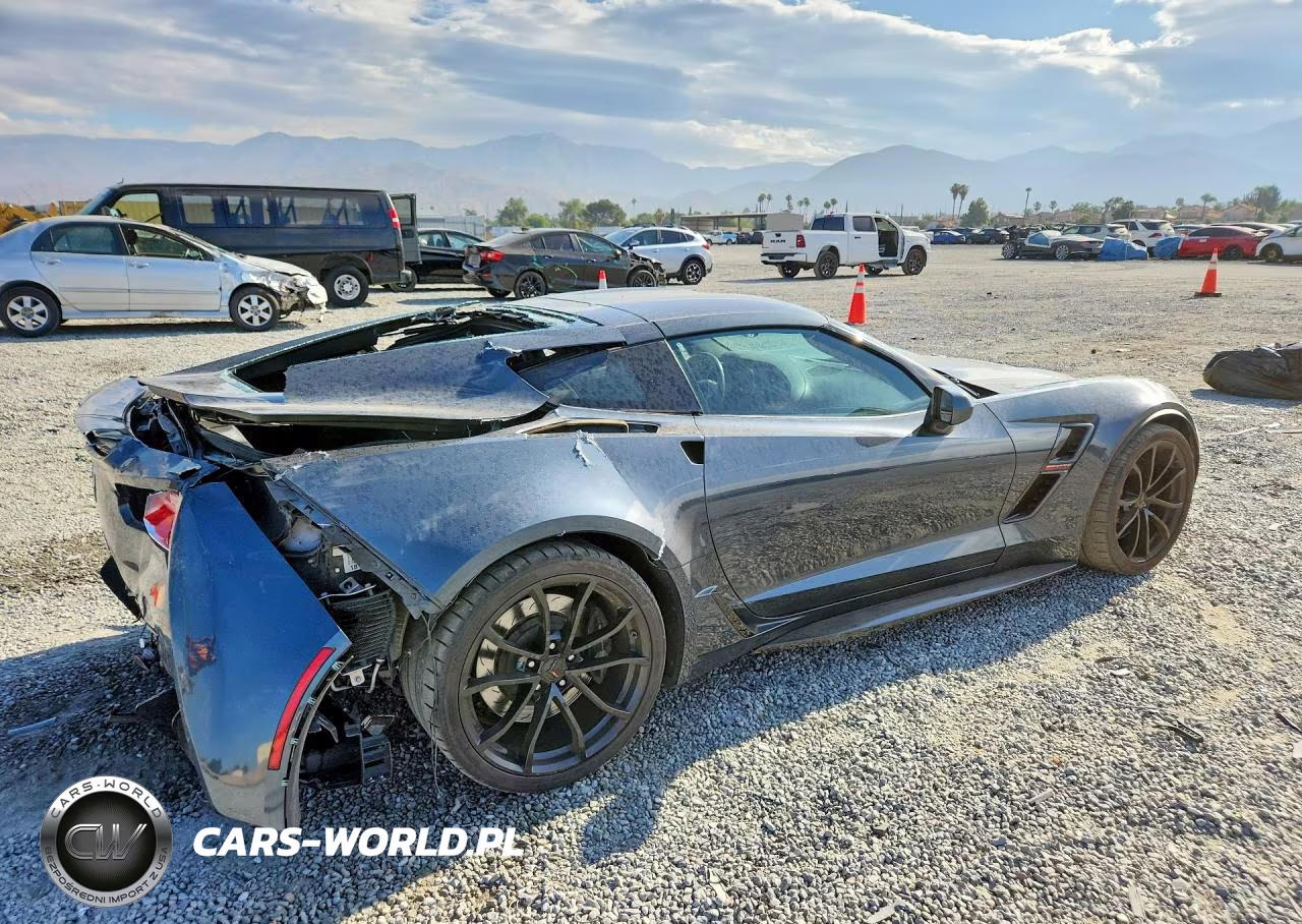 2019 Chevrolet Corvette Grand Sport 1Lt VIN:1G1YW2D74K5118457 - 3