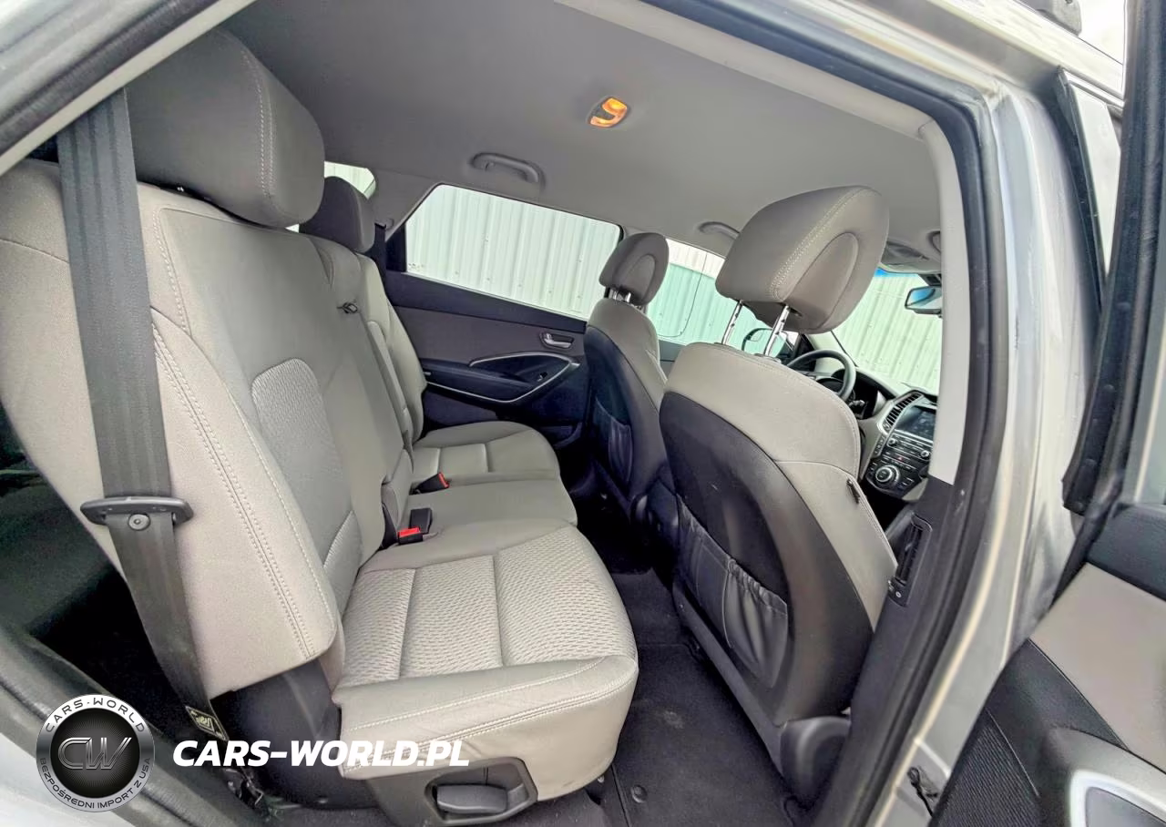 2017 Hyundai Santa Fe Se VIN:KM8SM4HF9HU204583 - 6