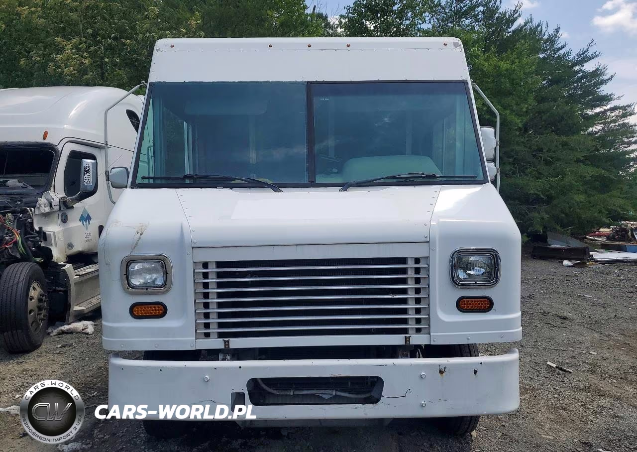2014 Freightliner Chassis M Line Walk-In Van VIN:4UZAC3DV8ECFL0594 - 5
