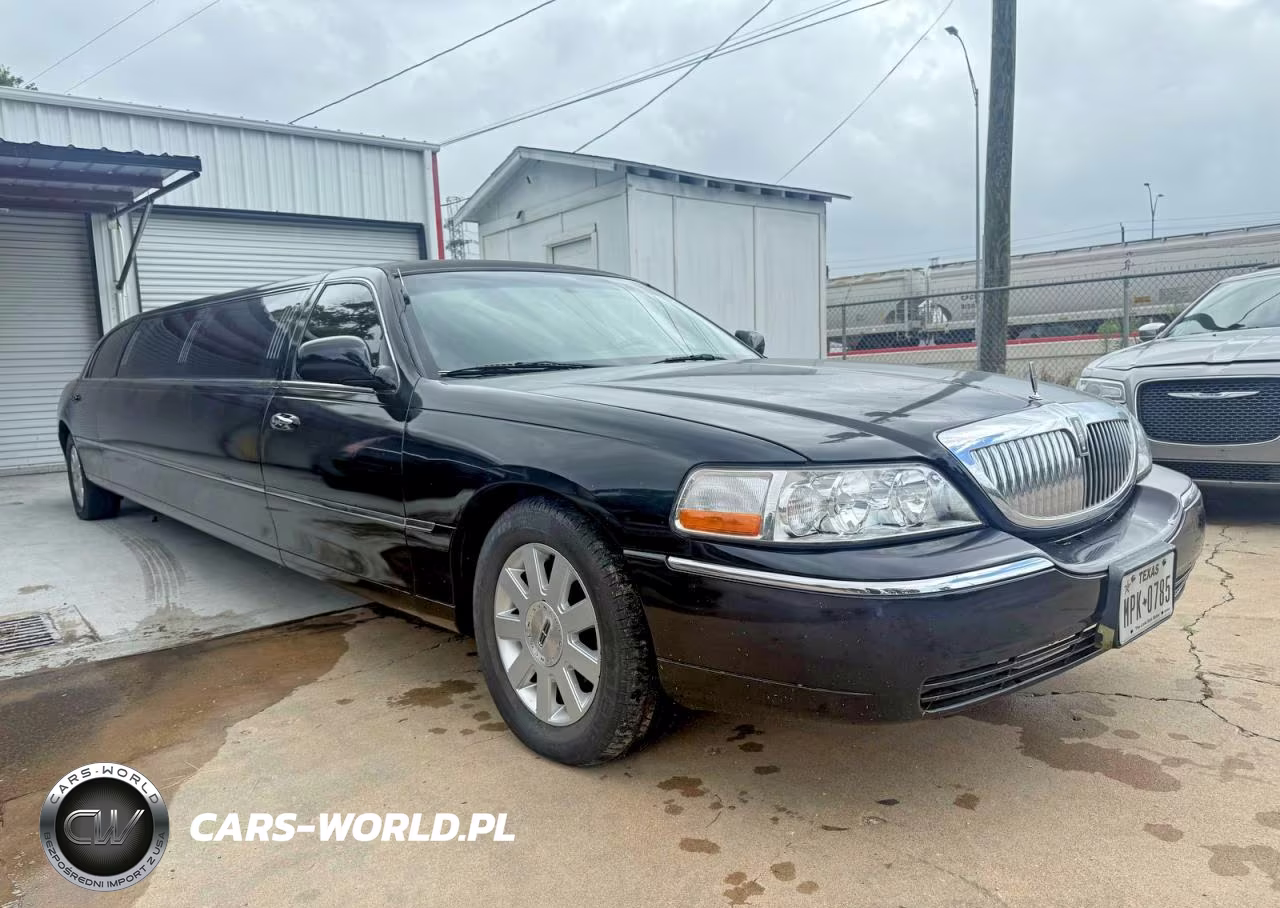 2005 Lincoln Town Car Executive