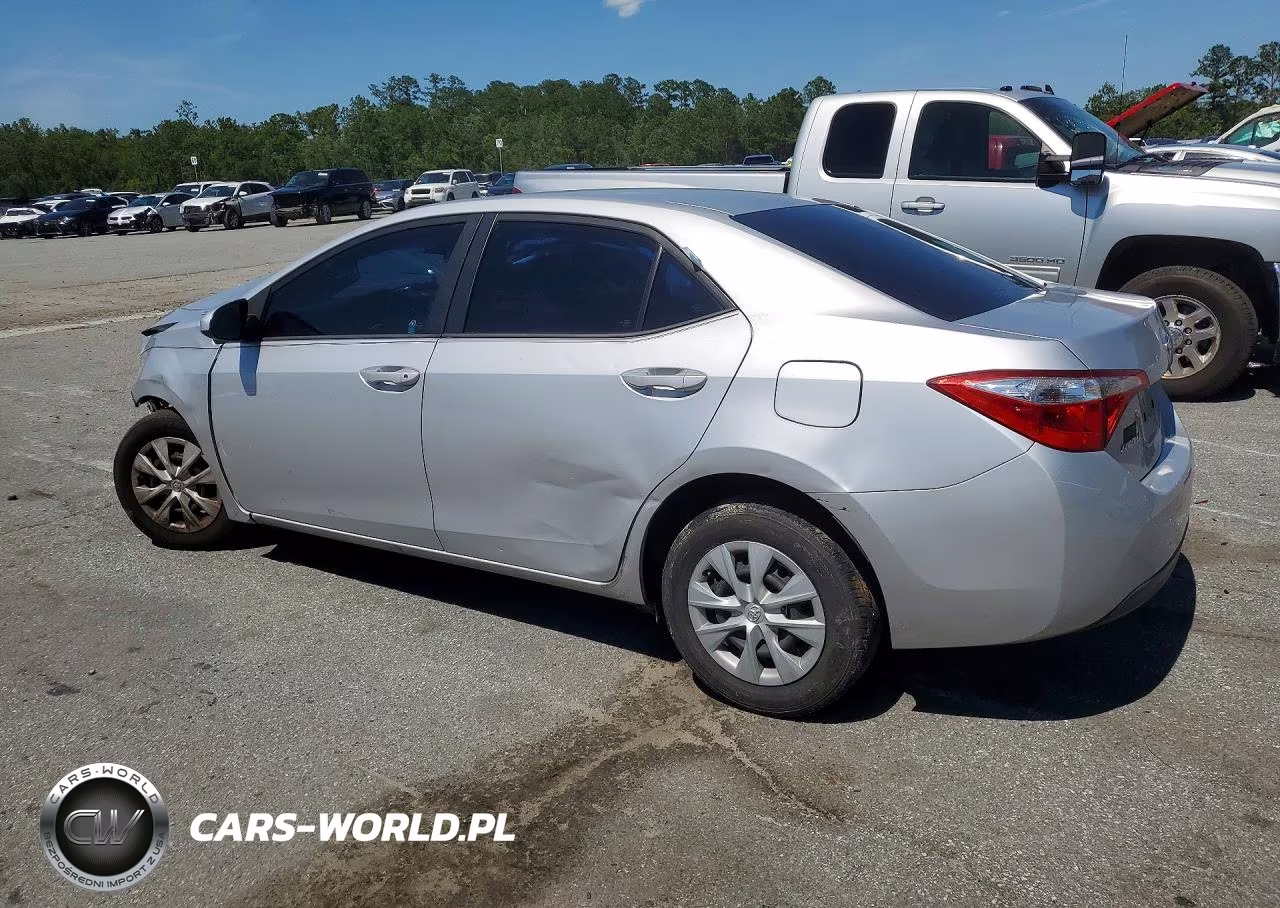 2016 Toyota Corolla L VIN:5YFBURHE5GP496592 - 2