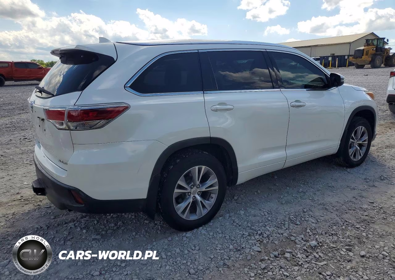 2015 Toyota Highlander Xle VIN:5TDJKRFH2FS120937 - 3