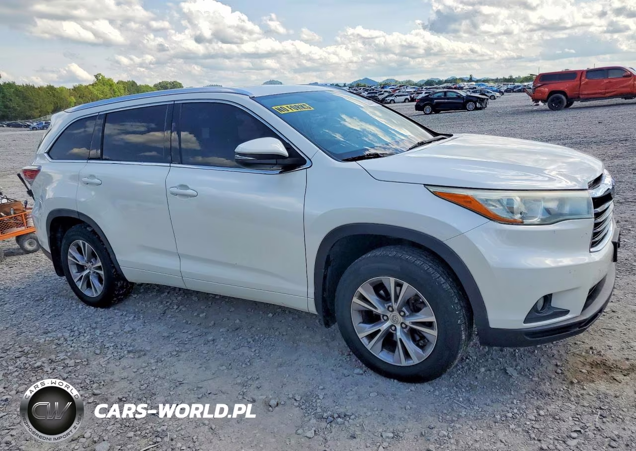 2015 Toyota Highlander Xle VIN:5TDJKRFH2FS120937 - 4