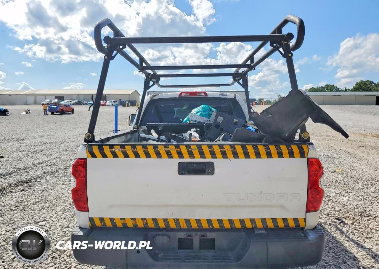 2018 Toyota Tundra Sr VIN:5TFRY5F12JX241144 - 6