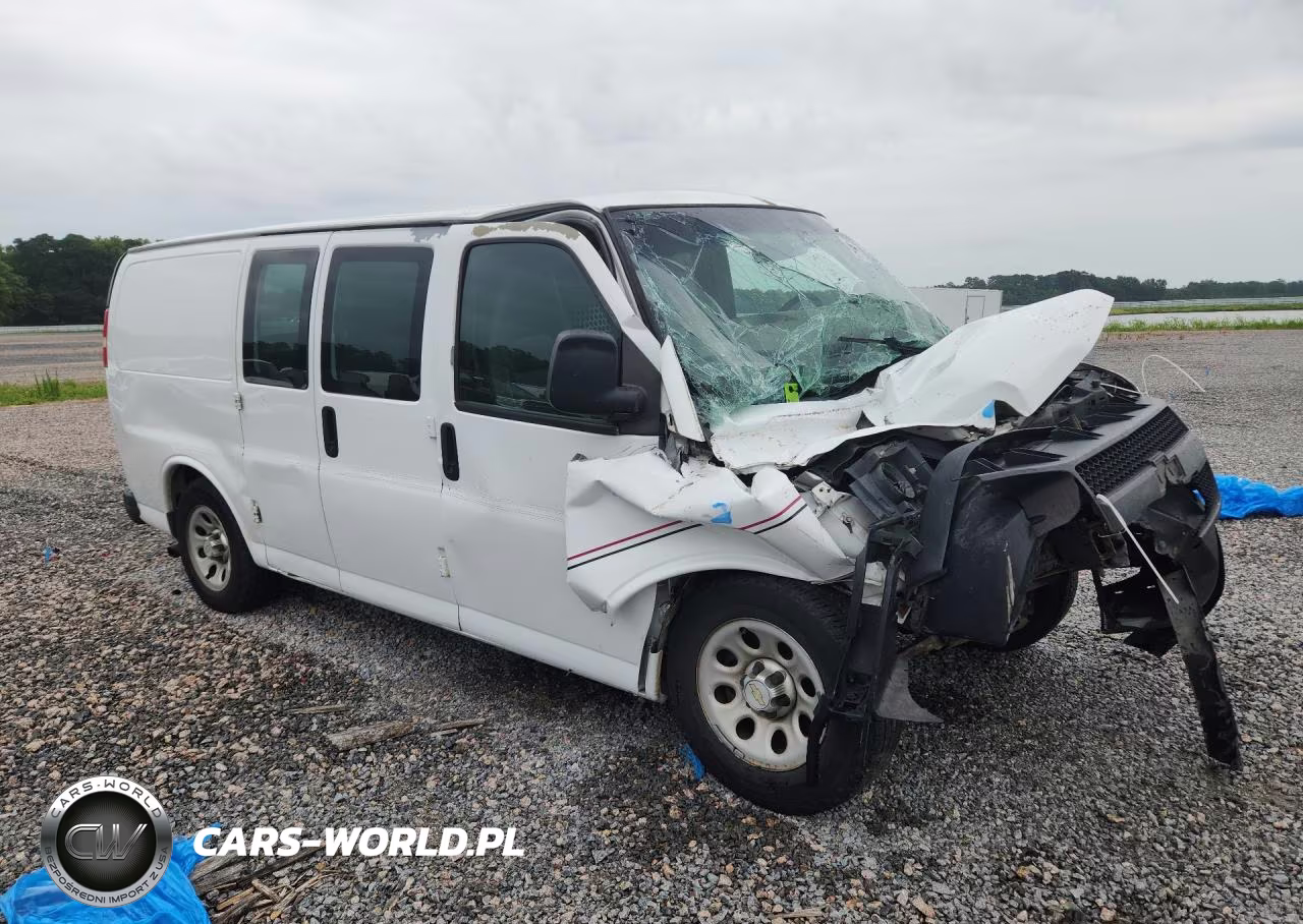 2013 Chevrolet Express G1500 VIN:1GCSGAFX3D1117439 - 4
