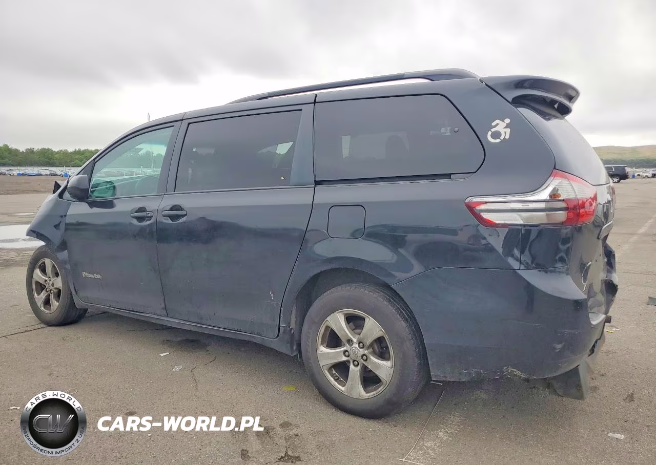 2017 Toyota Sienna Le VIN:5TDKZ3DC6HS793284 - 2