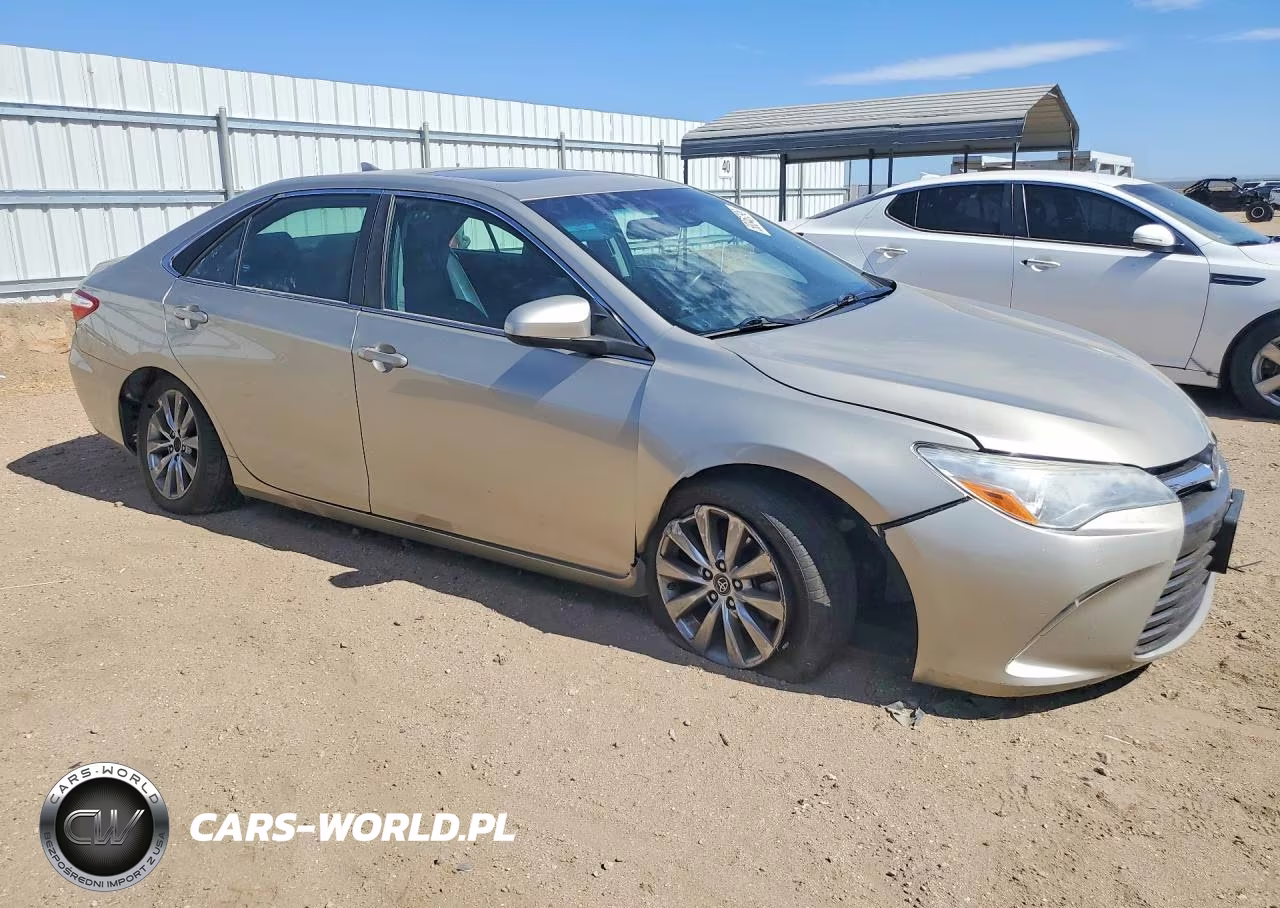 2017 Toyota Camry Xle VIN:4T1BF1FK6HU701096 - 4