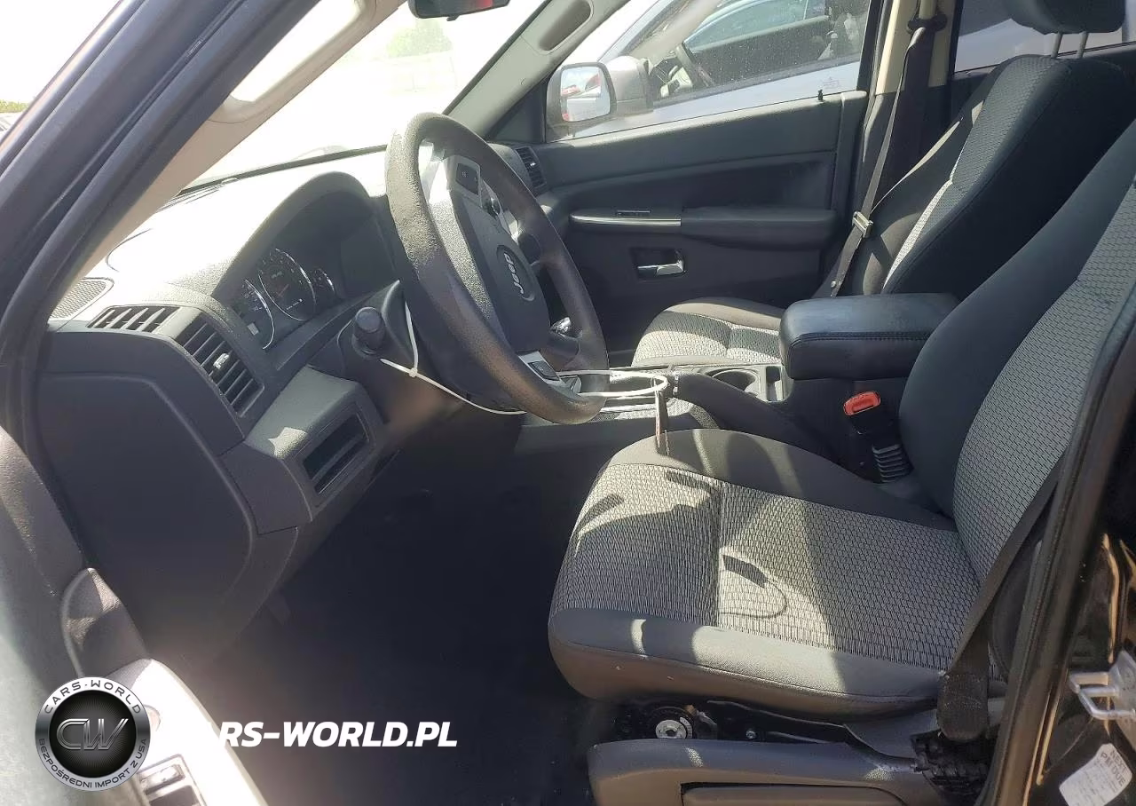 2010 Jeep Grand Cherokee Laredo VIN:1J4PS4GK5AC155029 - 7