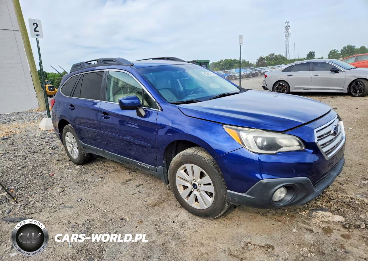 2015 Subaru Outback VIN:4S4BSACCXF3201390 - 4