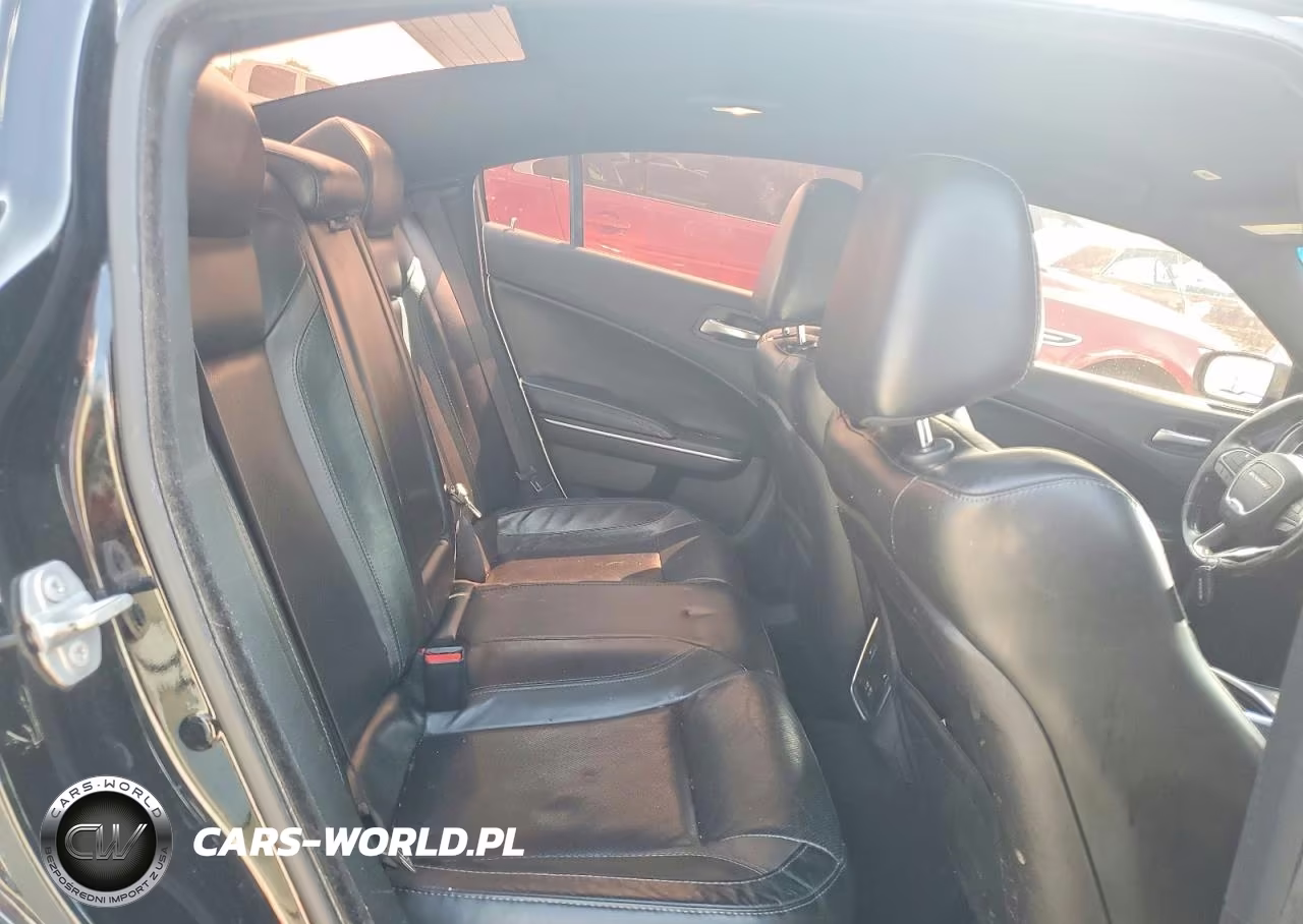 2019 Dodge Charger Sxt VIN:2C3CDXBGXKH752974 - 10