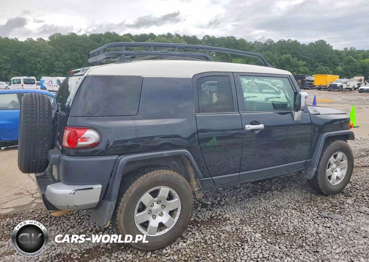 2008 Toyota Fj Cruiser Base VIN:JTEZU11F28K007919 - 3