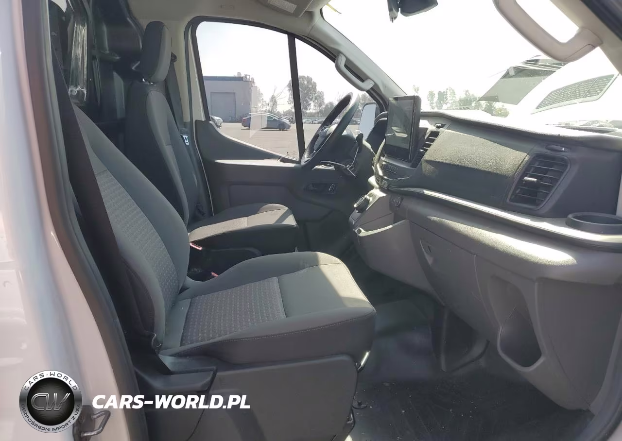 2022 Ford Transit T-350 VIN:1FTBW1YK1NKA61517 - 10