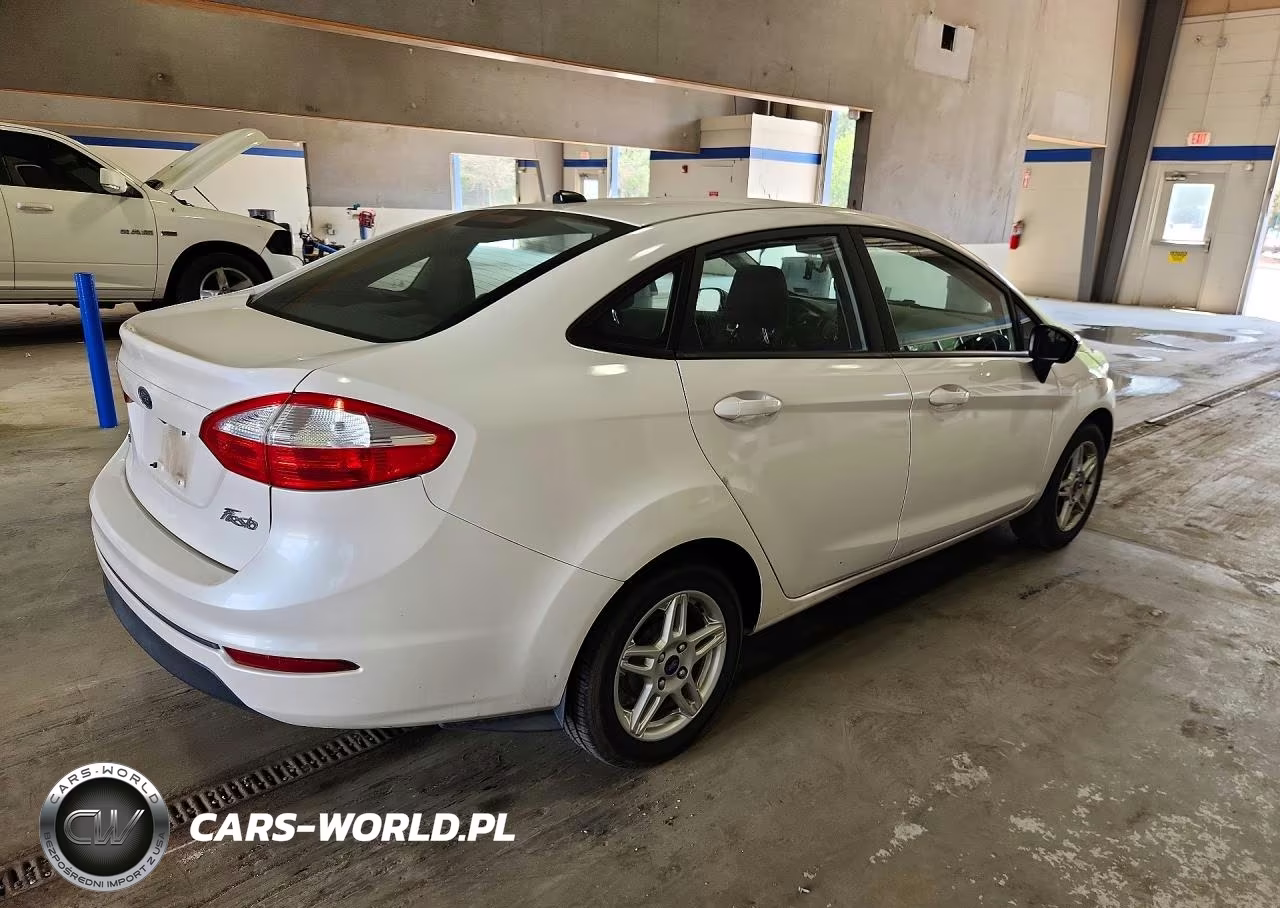 2019 Ford Fiesta Se VIN:3FADP4BJ6KM129084 - 3