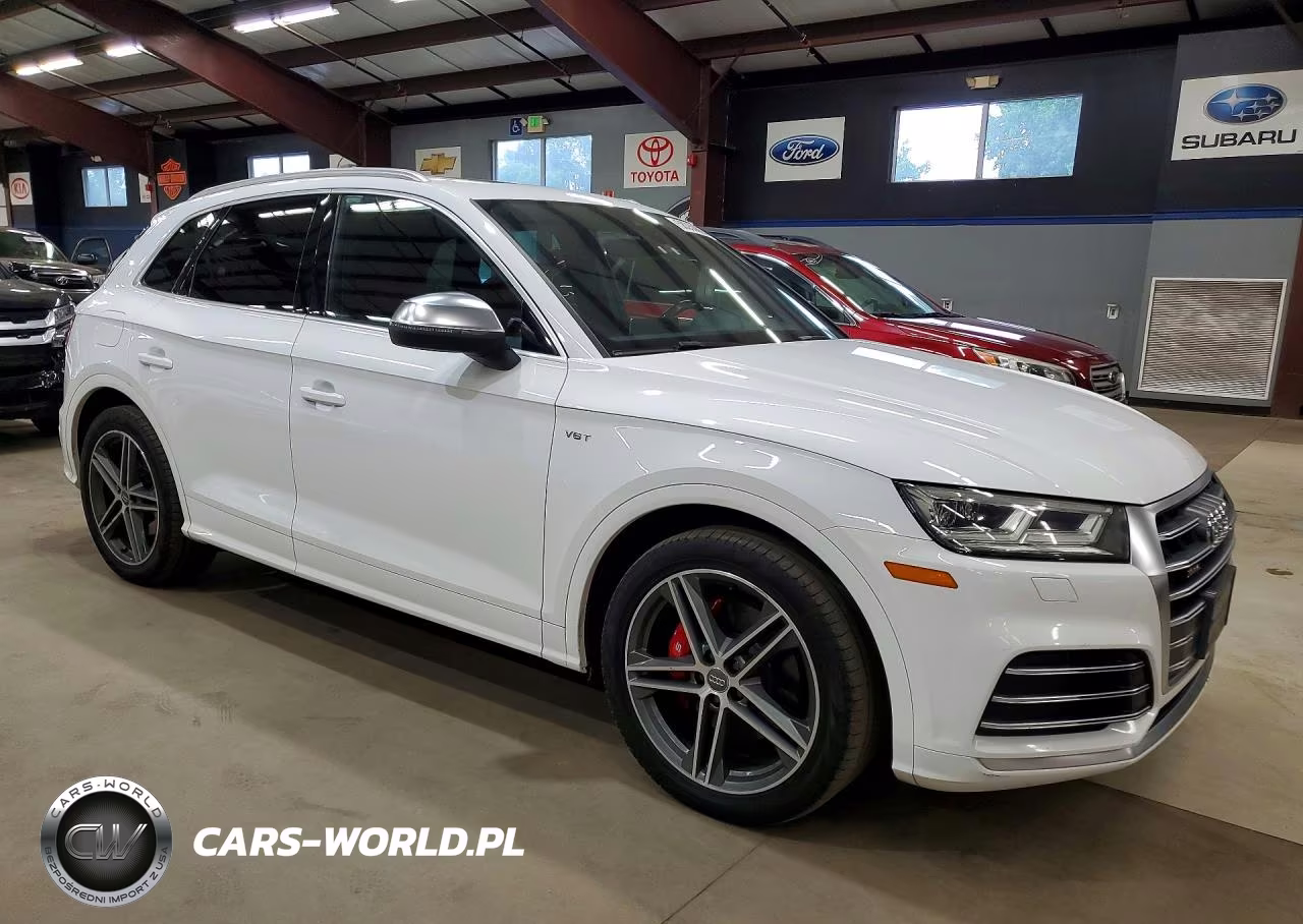2018 Audi Sq5 Premium Plus VIN:WA1A4AFY2J2213964 - 4