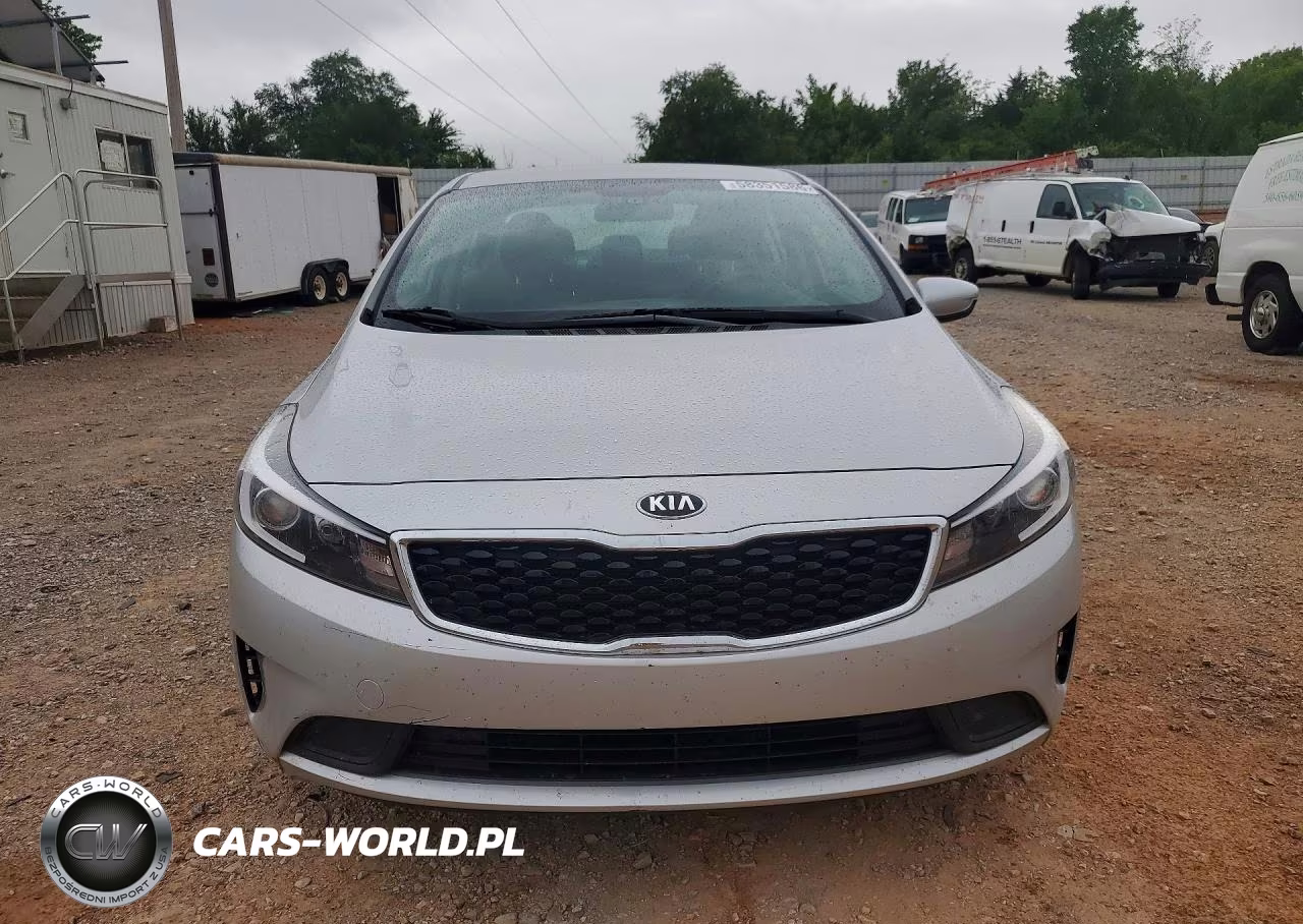 2018 Kia Forte Lx VIN:3KPFK4A78JE276541 - 5