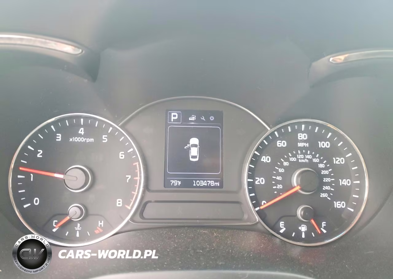 2018 Kia Forte Lx VIN:3KPFK4A78JE276541 - 9