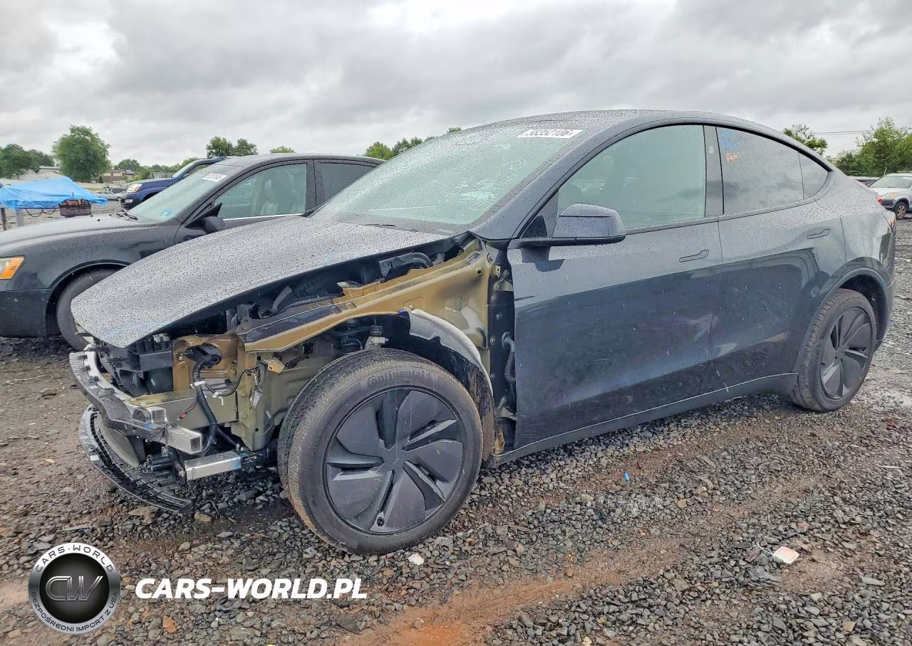 2026 Tesla Model Y – zdjęcie 1 z 13