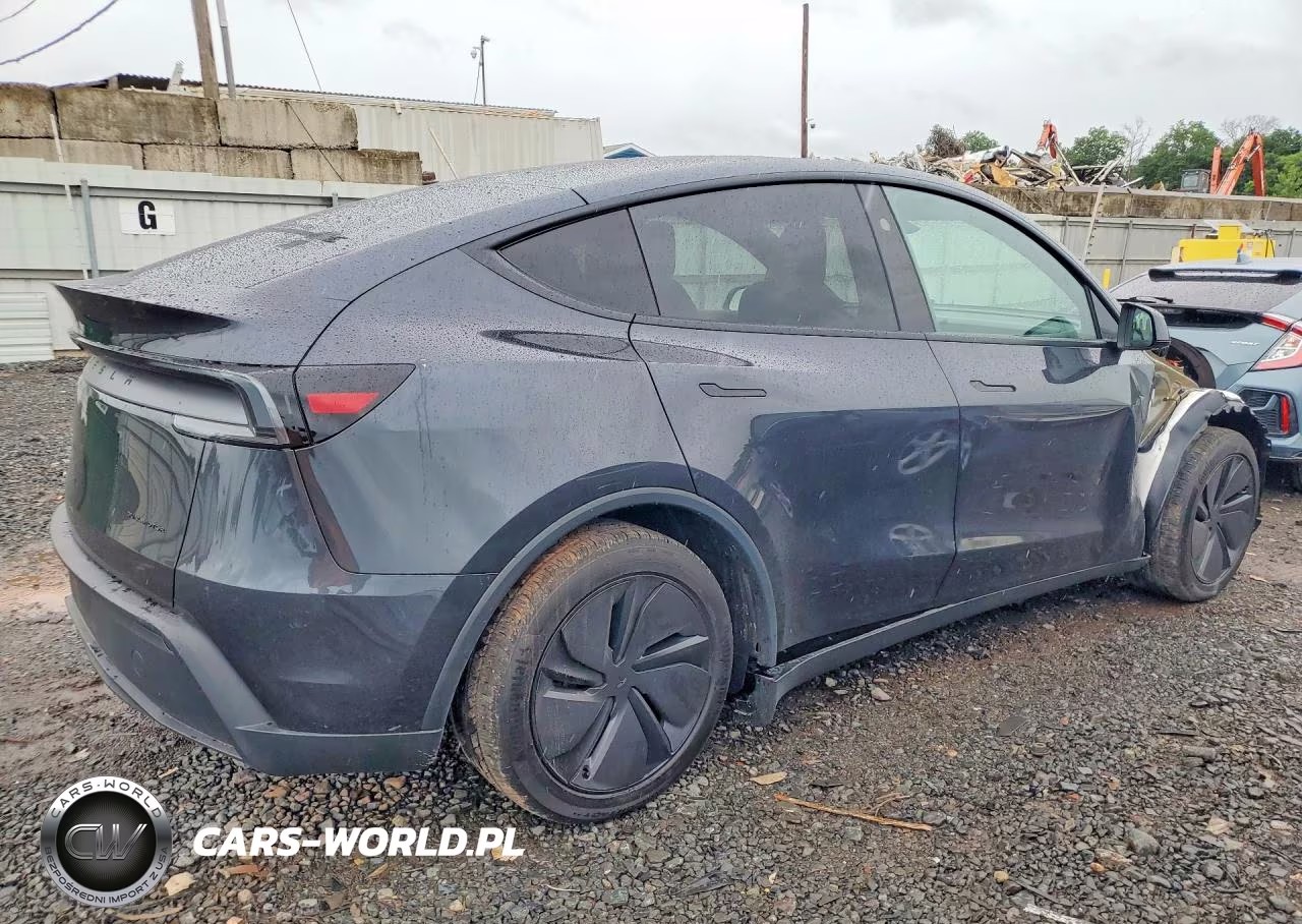 2026 Tesla Model Y VIN:7SAYGDEE7TF579474 - 3