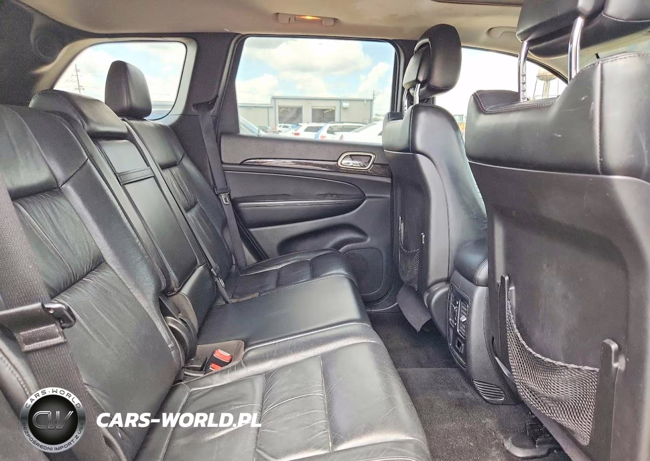 2013 Jeep Grand Cherokee Laredo VIN:1C4RJFAG8DC642232 - 11