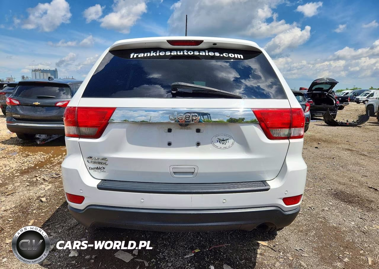 2013 Jeep Grand Cherokee Laredo VIN:1C4RJFAG8DC642232 - 6