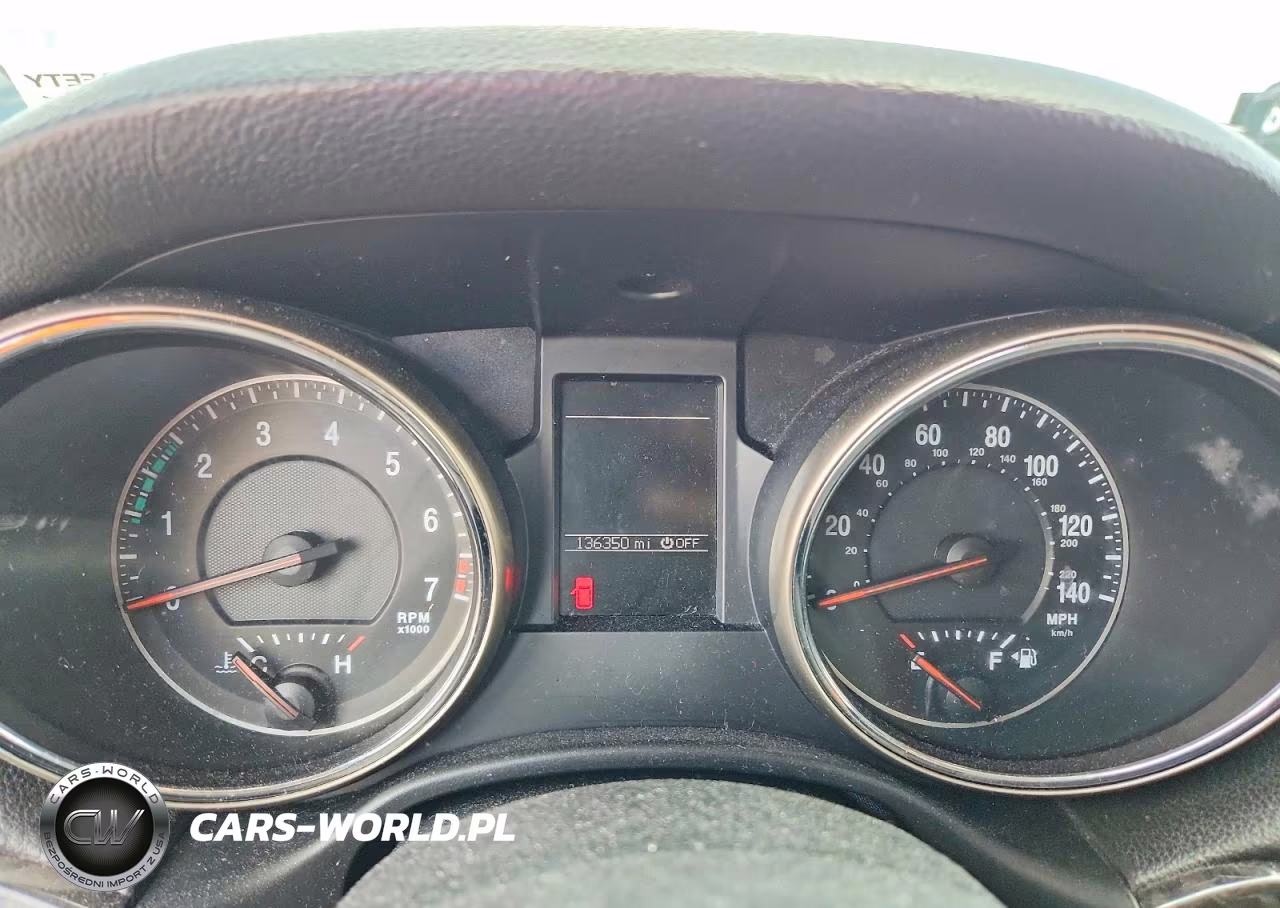 2013 Jeep Grand Cherokee Laredo VIN:1C4RJFAG8DC642232 - 9