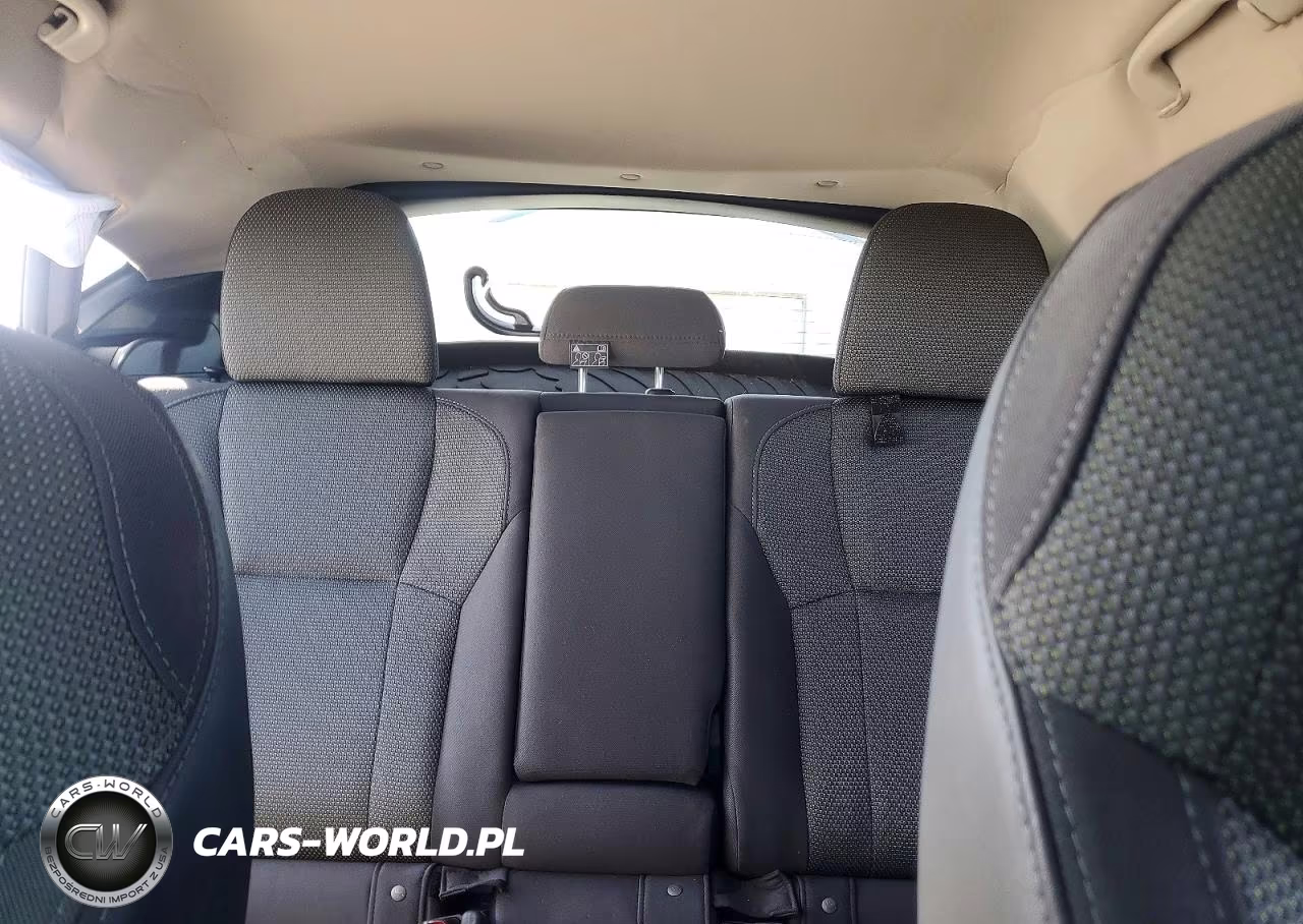 2024 Subaru Crosstrek Premium VIN:JF2GUADC8RH288556 - 10