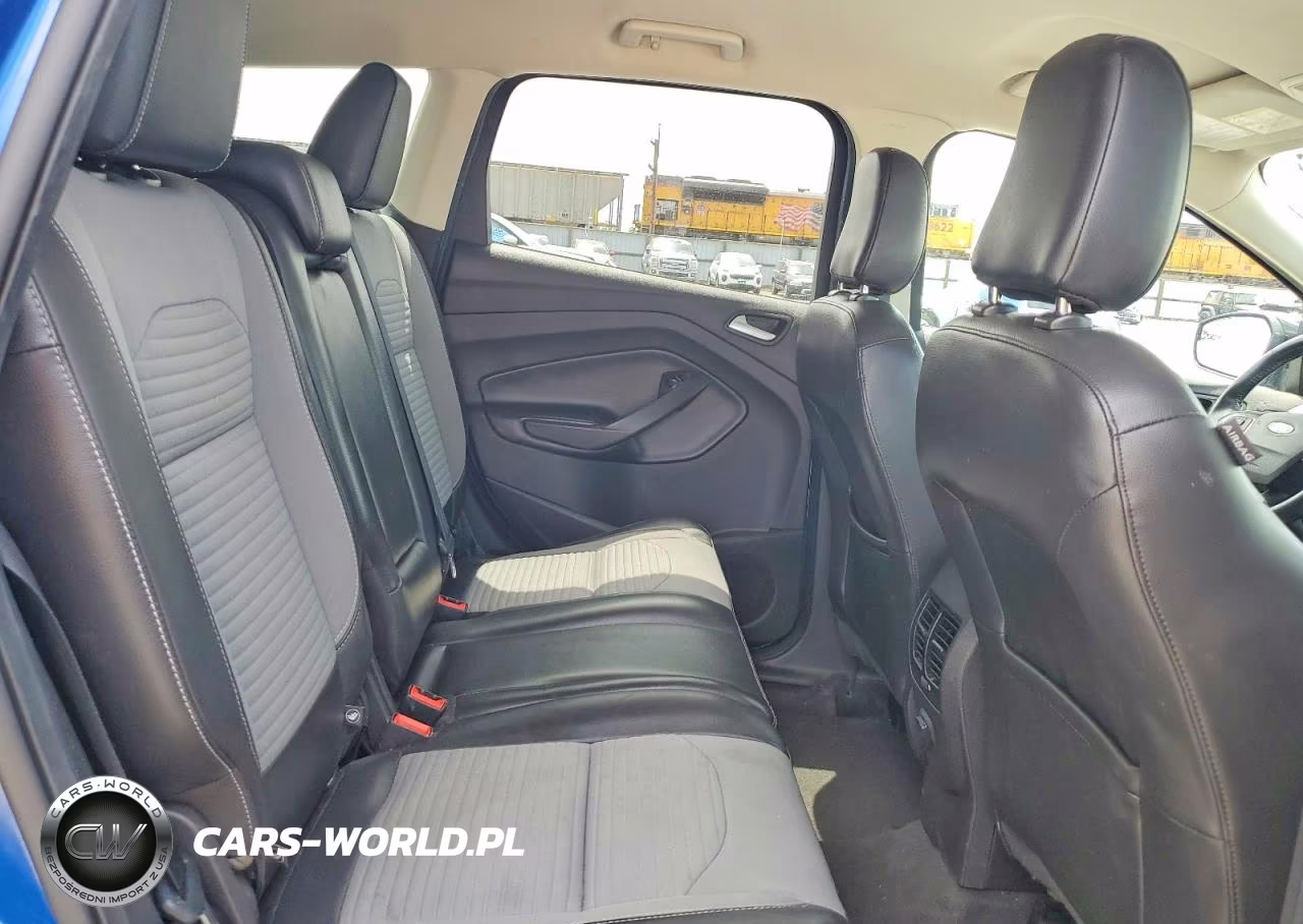 2019 Ford Escape Se VIN:1FMCU9GDXKUC54109 - 11