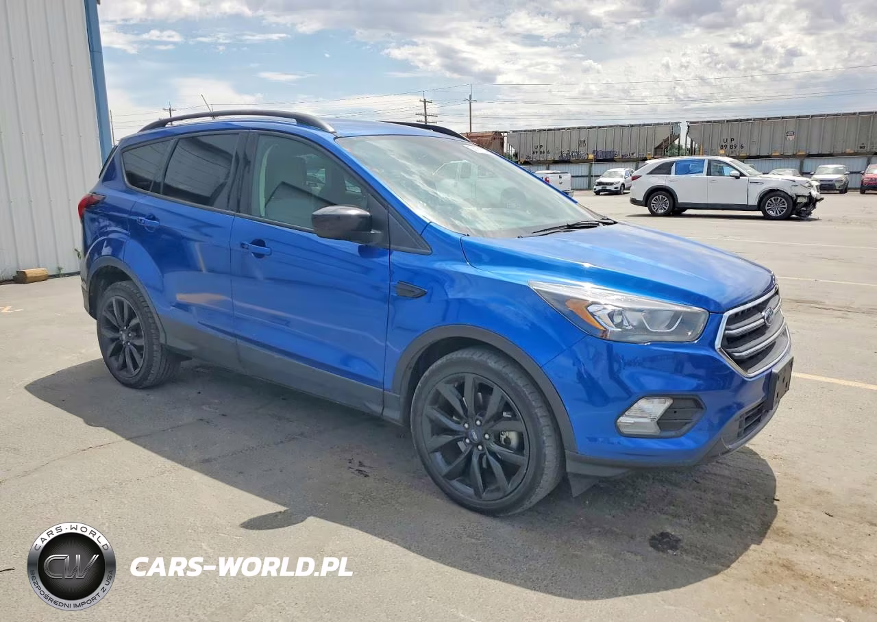 2019 Ford Escape Se VIN:1FMCU9GDXKUC54109 - 4
