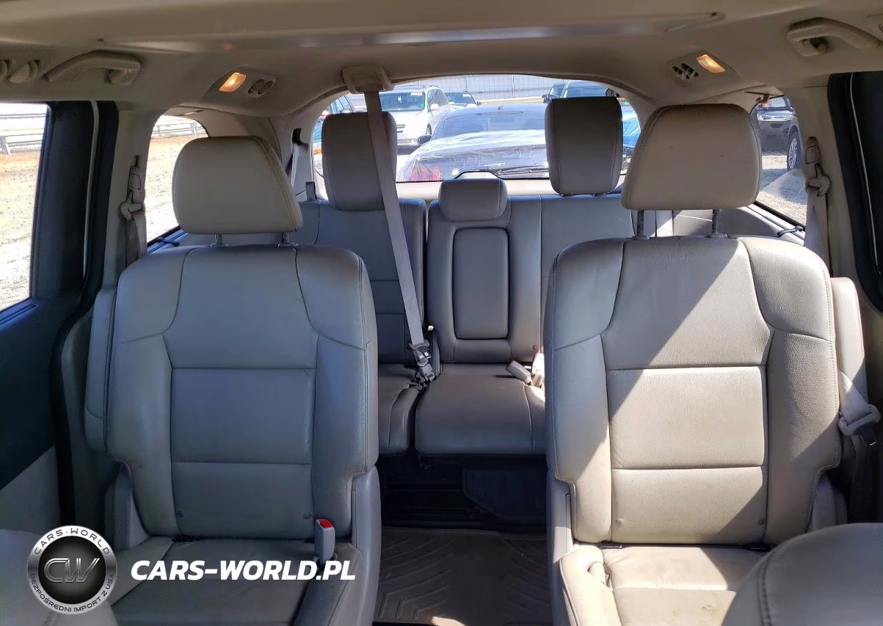 2016 Honda Odyssey Touring VIN:5FNRL5H99GB037381 - 10