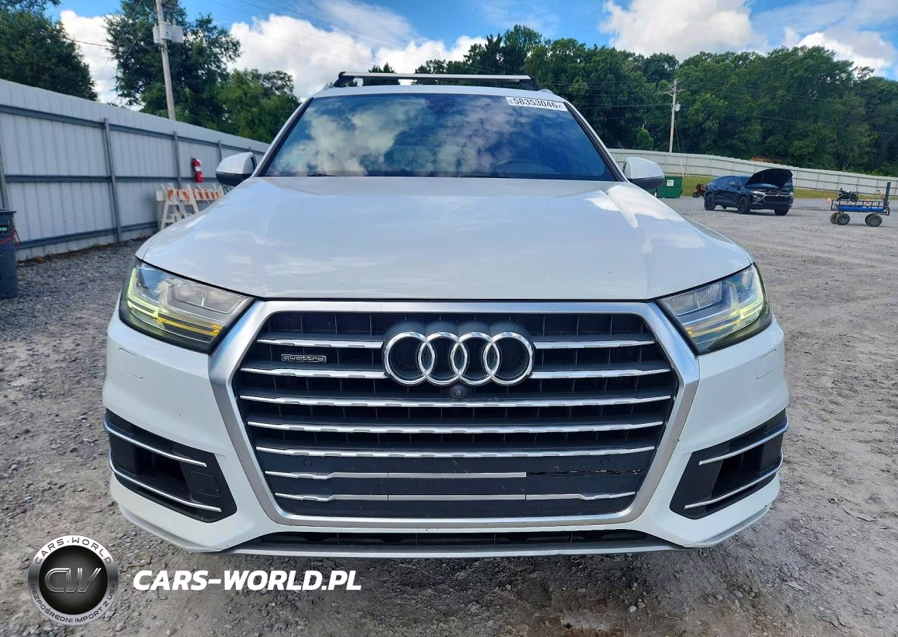 2017 Audi Q7 Premium Plus VIN:WA1LAAF71HD023645 - 5
