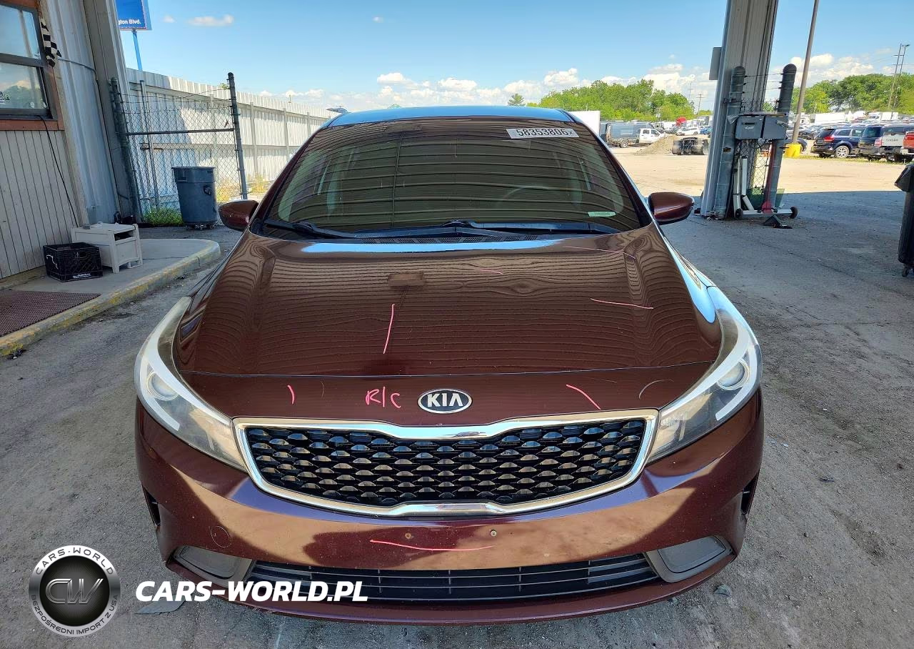 2018 Kia Forte Lx VIN:3KPFL4A76JE172028 - 5