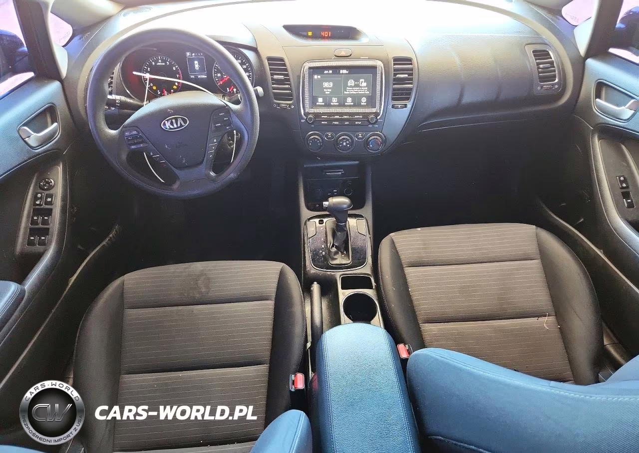 2018 Kia Forte Lx VIN:3KPFL4A76JE172028 - 8